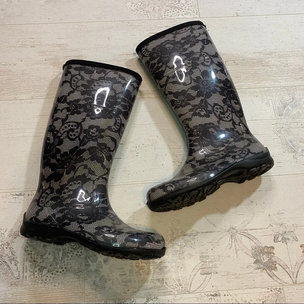 Kamik Black and White Lace Print Rain Boots
